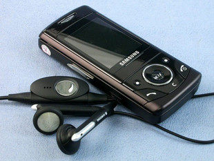 原装Samsung/三星SGH-D528 D520酷黑时尚滑盖手机 特价! 价格:228.00