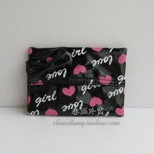 B07100 特!外*贸黑色亮皮LOVE桃心蝴蝶结纸巾包 小杂物包