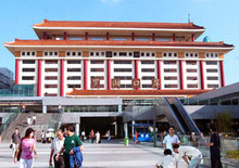 港澳通行证深圳罗湖口岸过关,香港L团队签罗湖送关