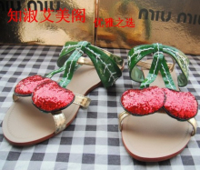 2012�ļ��¿�miumiu��Ь���ɳ���ӣ��Ь��Ƭƽ��Ů��Ь��Ƥ