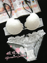 纯美白色红色深兰色蕾丝花边镂空内衣套装文胸70B75B80B