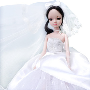  正品可儿娃娃浪漫婚纱衣服蝴蝶新娘套装礼盒9037芭比娃娃女孩玩具