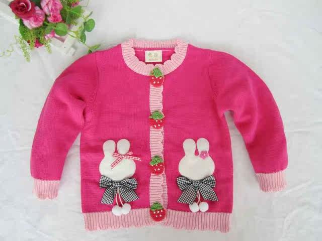 儿童<em>毛衣</em>,Ducci设计.粉色<em>织花</em>. 蝙蝠衫.八折需改