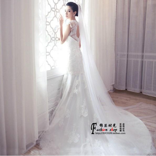 婚纱礼服2013新款 韩式性感蕾丝挂脖婚纱 璀璨钻钻婚纱长拖尾婚纱 婚纱礼服2013新款 韩式性感蕾丝挂脖婚纱 璀璨钻钻婚纱长拖尾婚纱