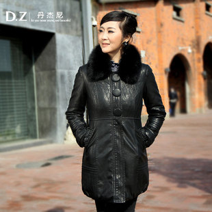  DZ/丹杰尼 中老年女装棉衣冬装新品 时尚保暖PU皮衣 妈妈装外套