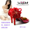 饰爱一身 韩版公主式大花漆皮中空单鞋 可作新娘鞋婚鞋 红色