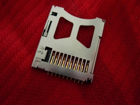 PSP1000记忆棒卡槽