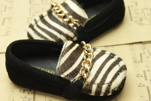  进口顶级功夫熊猫阿宝风格毛 全牛皮儿童皮鞋