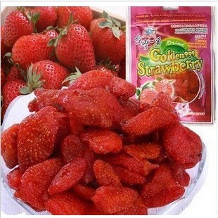  台湾进口特产 特价零食 台湾一番草莓干 100克 无农残 蜜饯 新品