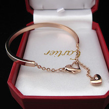 Cartier collar pulsera Cartier serie AMOR de diamante en forma de corazón hebilla de pulsera pulseras amor