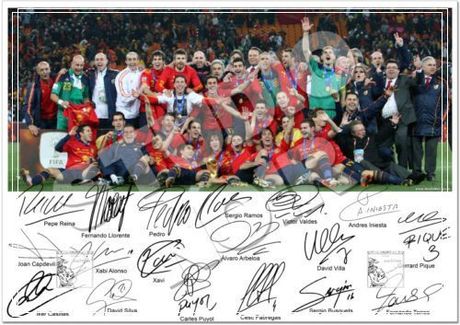 # 2010世界杯 冠军 西班牙队全体球员 签名 照