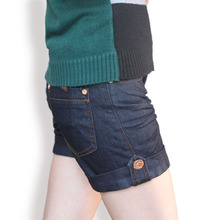 新品时尚显瘦反边短<span class=H>裤</span>深色翻边牛仔短<span class=H>裤</span>女春装中腰大码短<span class=H>裤</span><span class=H>短靴</span><span class=H>裤</span>