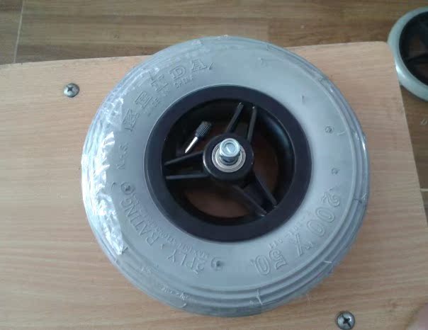 Wheelchair front wheel,8-inch pneumatic wheels,Front wheel,Entities are available for sale.,Specifications 200*50in the Basic building materials , Home Hardware , Furniture Hardware , Casters/Wheels category - from Buy2taobao.com to provide professional Taobao agent buy service