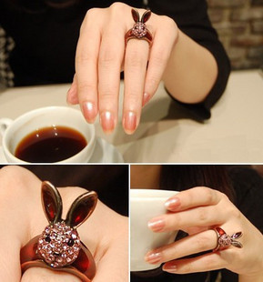 复古满钻兔子戒指...