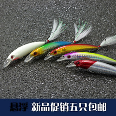 萌娃黑暗中披夜光 米奇装 奔跑_夜光米诺趣味