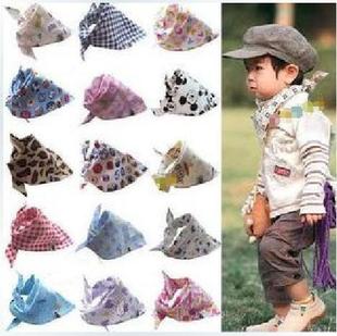 First baby saliva towel baby ape/child triangle towel flows Po cotton bib