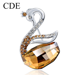  CDE 新款 采用施华洛世奇元素 天鹅水晶胸针 礼物饰品 送女友