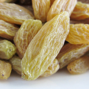  新疆吐鲁番哈密王葡萄干500g 树上黄免洗 新疆特产零食包邮特价