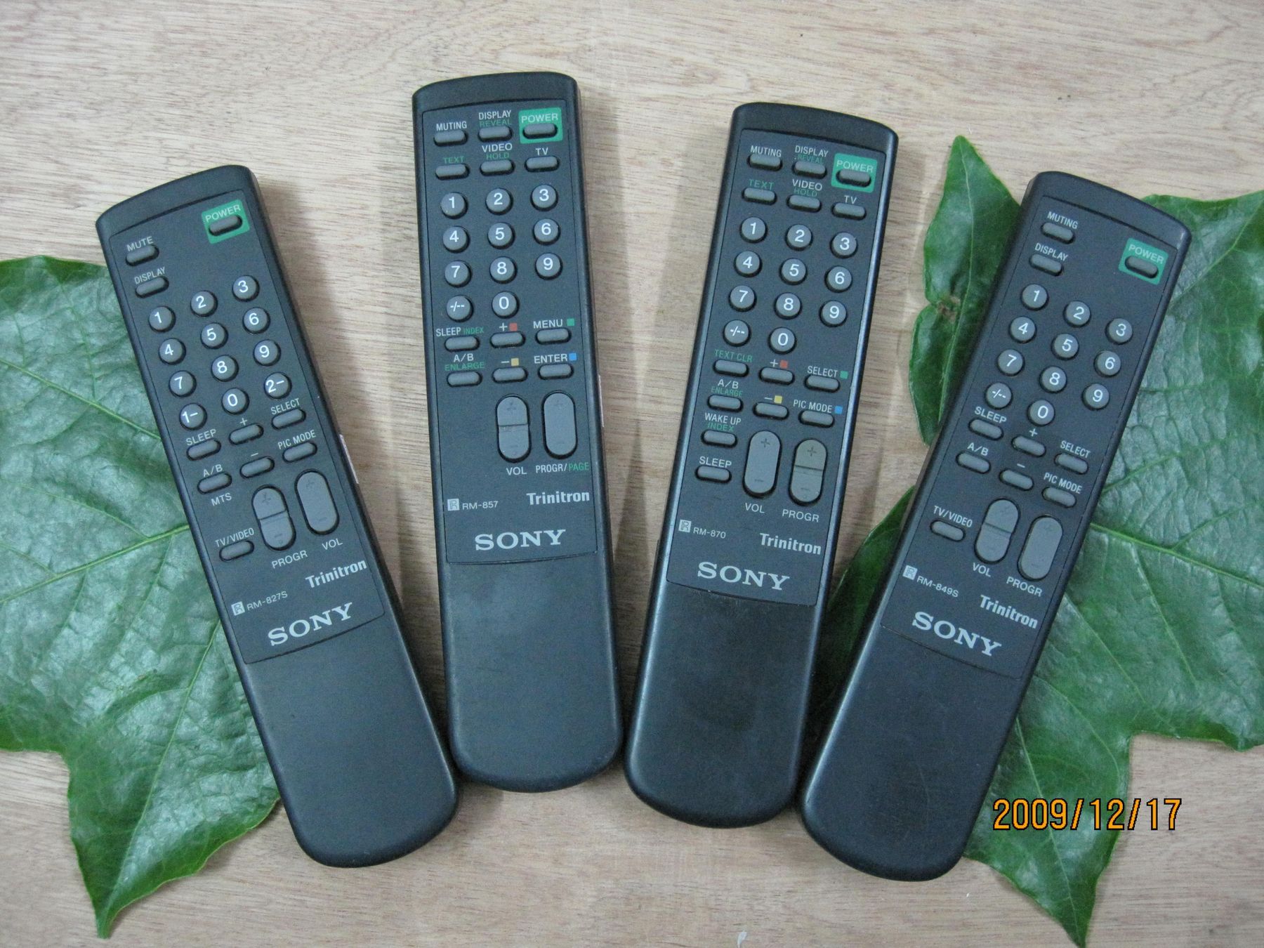 原装索SONY尼电视机遥控器RM-827S,RM-85