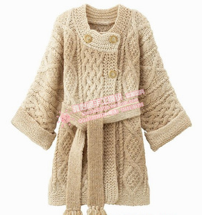 特惠*雅心阁手工<em>编织毛衣</em> 米色圆领宽松大<em>袖口</em>