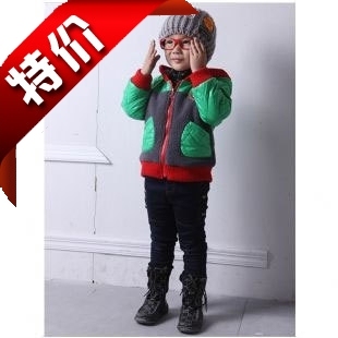 求购三岁男童羽绒服,款式大方洋气。–淘宝母