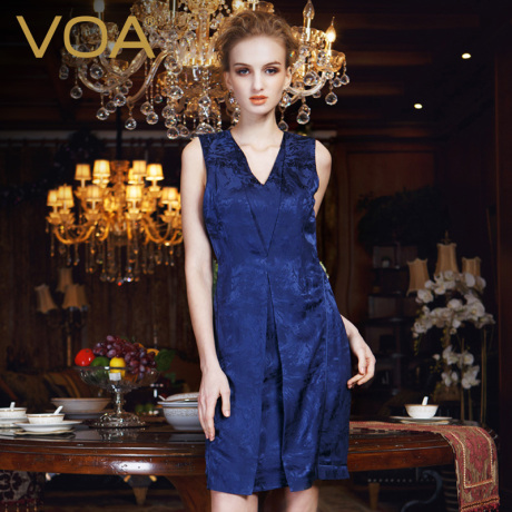 VOA 水晶蓝色织真丝双V领无袖露背滚边中腰减龄性感礼服铅笔裙商品大图