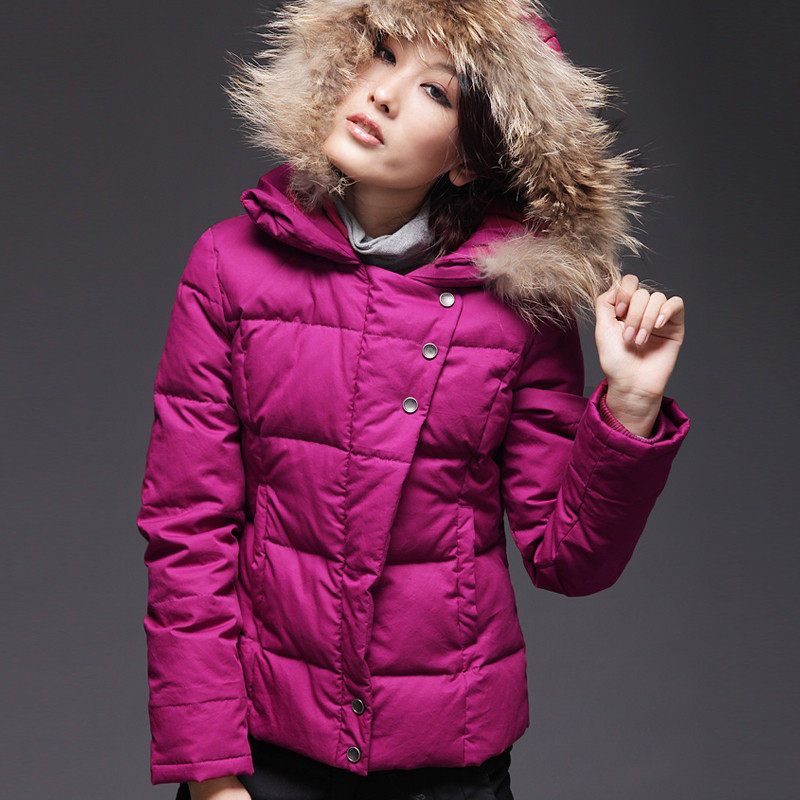 <em>羽绒服</em>,09新款 专柜正品 冰飞 女款<em>羽绒服</em> 亮面