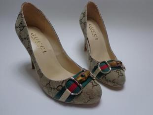  秋冬新款GUCCI 古奇女鞋甜美简约高跟女单鞋羊皮里帆布浅口鞋