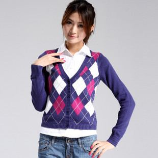 以纯服饰 以纯官方网站2011夏装牛仔裤 以纯服饰网上专卖店 - 香香 - 草苦! 以纯服饰 以纯官方网站2011夏装牛仔裤 以纯服饰网上专卖店 - 香香 - 草苦!