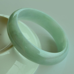  晨生特价天然A货缅甸玉手镯 翡翠手镯 百款玉镯子带证书