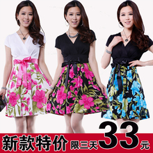 2012新款夏季女装 韩版时尚大V领气质花色 短袖连衣裙 大码夏装