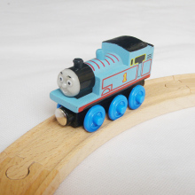 ��óThomas����˹��ͷ ľ�ƻ𳵹����� ��ͯ���ʵľ���Ի�
