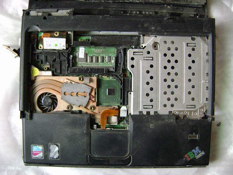 IBM T43 摔坏，当配件卖了