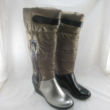 ��óԭ����AK ANNE KLEIN�����ʱ�ů�¸���ˮѩ��ѥ ԭ��1338Ԫ