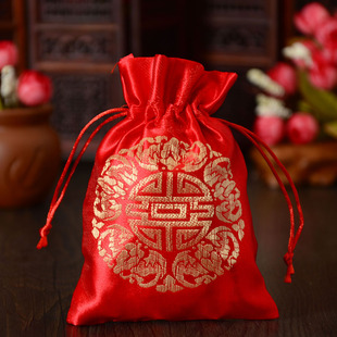 婚庆用品婚礼喜糖袋丝绒布袋糖袋子结婚专用糖果盒包装袋红色喜袋
