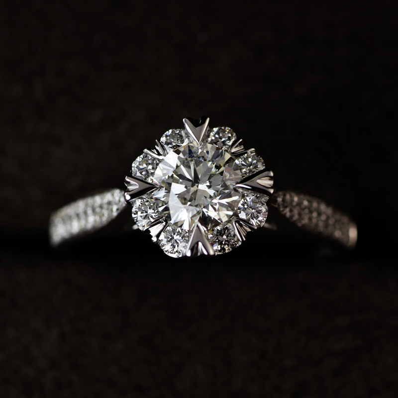晨諾珠寶 結婚鑽戒定制 裸鑽戒托加工 戒托空托豪華群鑲 正品鑽戒在類目 珠寶/鑽石/翡翠/黃金, 鑽石首飾(新), 手飾中 - 來自Buy2taobao.com提供專業的淘寶代購服務