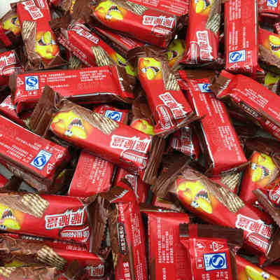 雀巢脆脆鲨威化巧克力味夹心饼干散装500g奶香/花生零食限区包邮