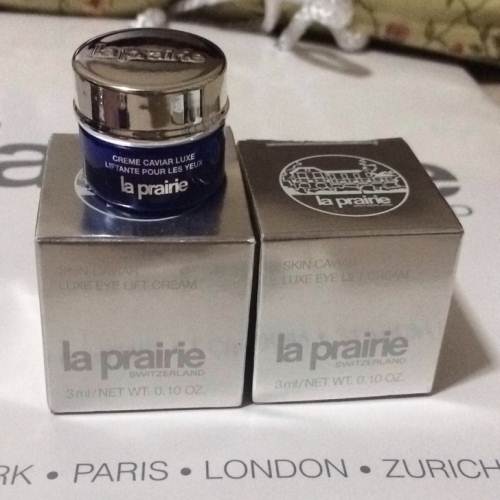 瓶装的 La prairie眼霜小样 3ml 专柜15ml. 来自