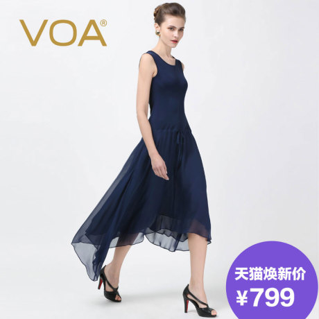 VOA水手蓝真丝针织撞料乔其圆领无袖低腰抽绳斜摆家居度假连衣裙商品大图