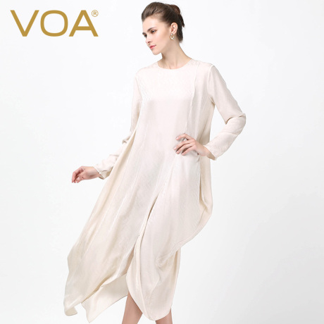 VOA 钻石白圆领长袖O型不规则多片拼接提花真丝个性连衣裙A5718商品大图