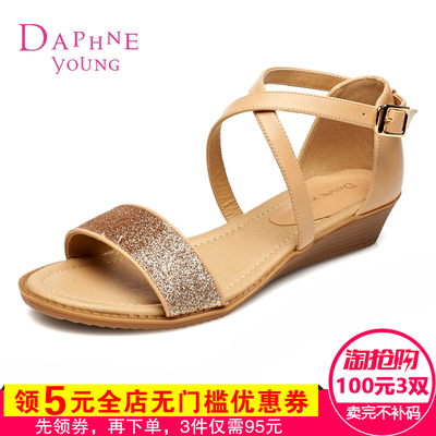 Daphne/达芙妮凉鞋女夏 正品 罗马风 露趾中坡跟休闲时装 女凉鞋