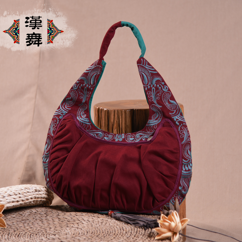 Ethnic style Female bag Complexion The single shoulder bag Versatile Portable cloth Crescent Boiled dumplings Embroidered Bags Exoticin the Leather/Lady bags/Men's bag, Ms. bags category - from Buy2taobao.com to provide professional Taobao agent buy service