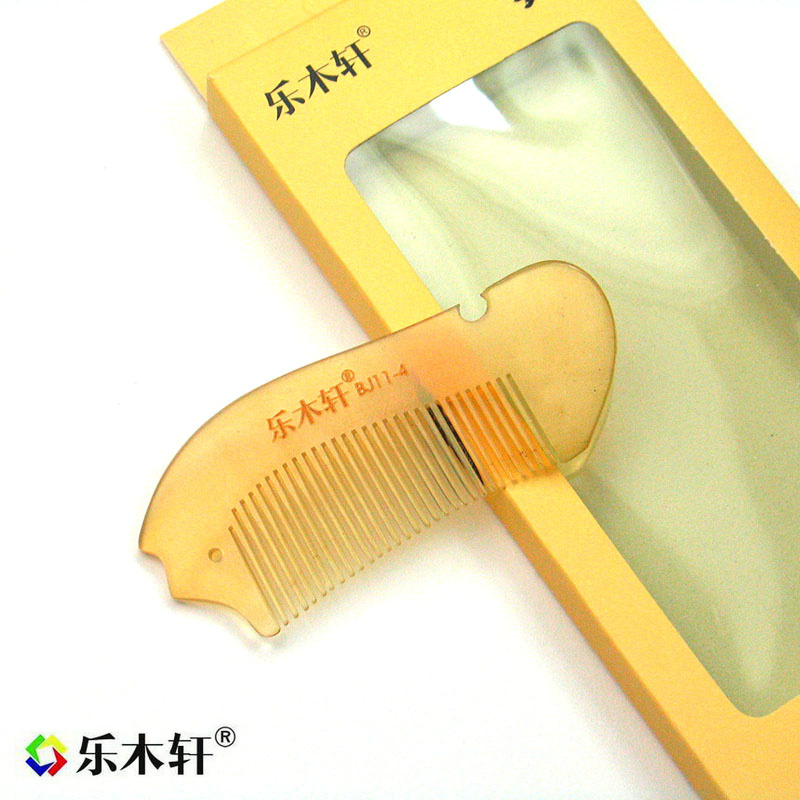 乐木轩 小号儿童梳子 羊角 白牛角梳 手工制作 刻字在类目 家庭/个人清洁工具, 个人洗护清洁用具, 梳子/便携用镜, 梳子/化妆梳/按摩梳中 - 来自Buy2taobao.com提供专业的淘宝代购服务