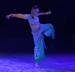 直銷北舞坊舞台演出古典舞服飾藍天綠草間舞蹈服裝民族舞蹈服訂做在類目 個性定製/設計服務/DIY, 服飾箱包定製, 服裝定製, 舞臺演出/舞蹈服裝定製中 - 來自Buy2taobao.com提供專業的淘寶代購服務