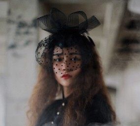 黑色點點網紗面紗蝴蝶結頭飾發飾舞台拍照寫真攝影影樓道具派對女在類目 模玩/動漫/周邊/cos/桌遊, 聚會/魔術用品, 聚會用具/裝飾, 頭飾中 - 來自Buy2taobao.com提供專業的淘寶代購服務