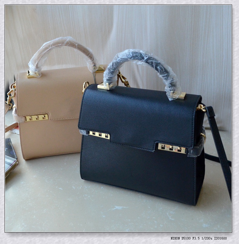 charles keith shoulder bag