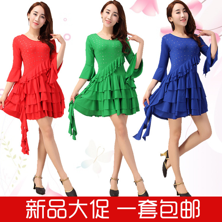 拉丁舞蹈服装 新款广场舞套装 中老年练功衣服 短袖连衣裙 百褶裙