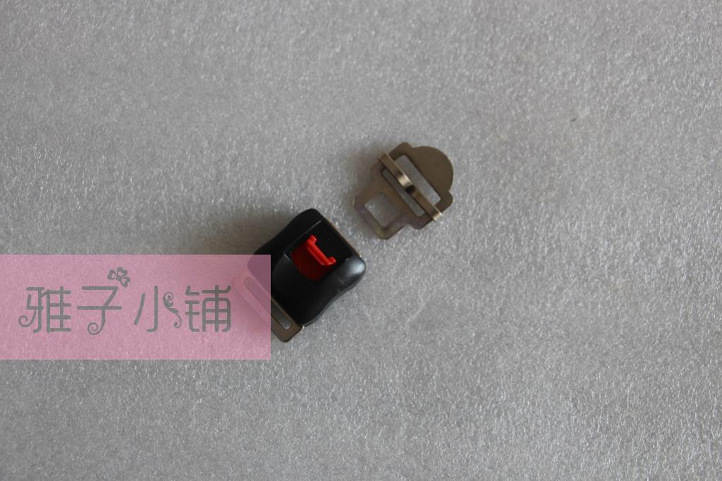 Motorcycle Helmets Nordic Mountain Bicycle Helmet Summer Helmet Buckle adjust button Lock catch Pakistan bucklein the Motorcycle/Equipment/Fitting , Motorcyclist equipment , Motorcycle Helmets category - from Buy2taobao.com to provide professional Taobao agent buy service