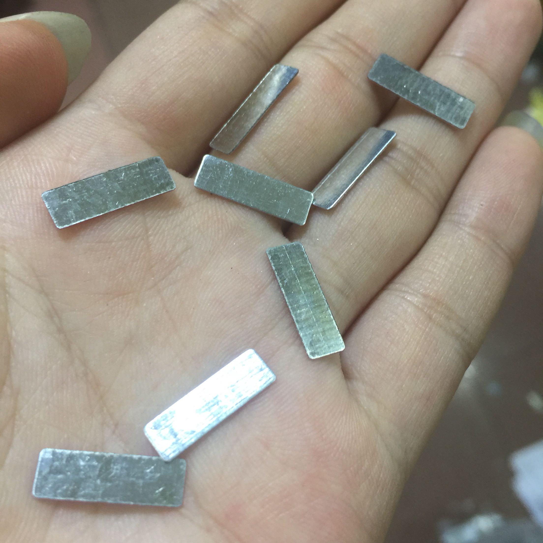 长方形小铁片15*5*0.4毫米 铁皮 diy包装盒铁片 配件|ruв категории Цифровые аксессуары, рынок электронных компонентов, электронный элемент, магнитный элемент - от Buy2taobao.com для оказания профессиональной услуги покупки агента Taobao