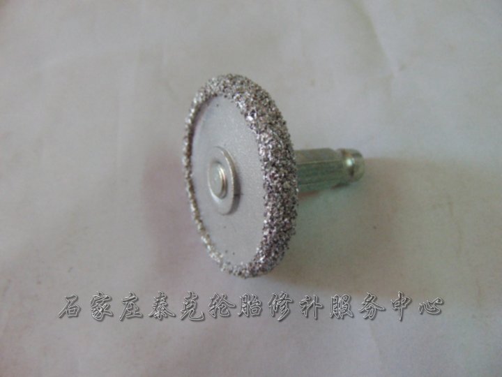 扁平 氧化鋁合金打磨頭輪胎橡膠打磨工具氣動工具輪胎修補硬傷在類目 五金/工具, 機械五金, 其他機械五金(新)中 - 來自Buy2taobao.com提供專業的淘寶代購服務